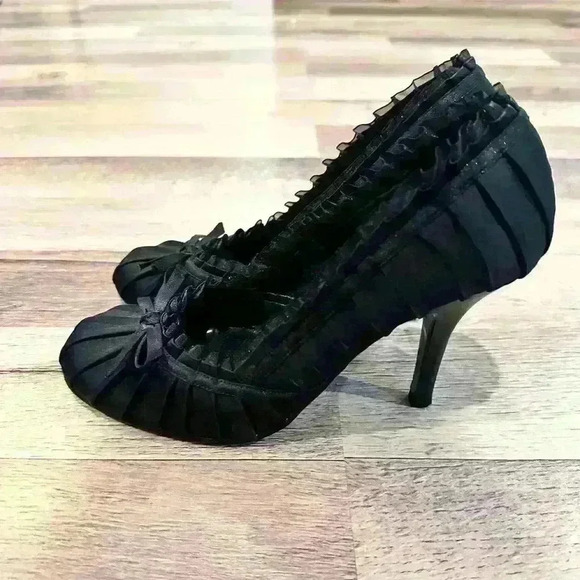 Varsavia Viamara Black Heels - Picture 1 of 5